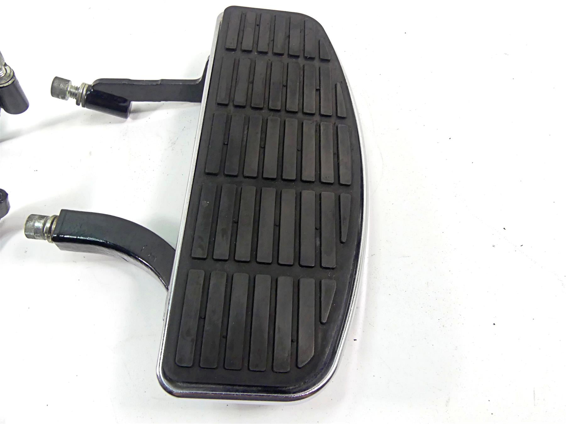 2003 Harley Touring FLHTCI E-Glide 100TH Front Floor Board Set 50621-79A {{ shop.shopifyCountryName }} - Mototech271