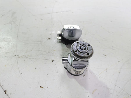 2007 Harley FXDWG Dyna Wide Glide Ignition Switch + Steering Lock -Vin 71430-06A {{ shop.shopifyCountryName }} - Mototech271