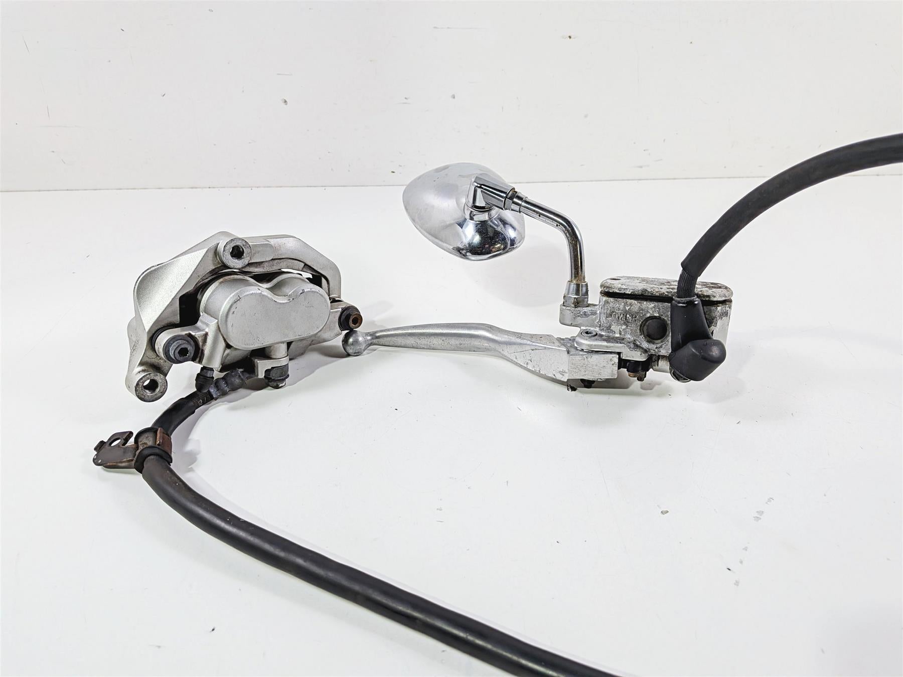 2002 Yamaha XVS650 V-Star Classic Front Brake Caliper & Master 4WM-2580U-00-00 {{ shop.shopifyCountryName }} - Mototech271