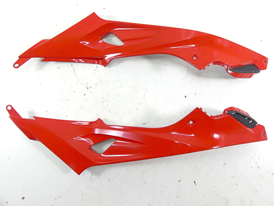 2018 BMW S1000RR K46 Left Right Tank Knee Fairing Set 46638540849 46638540850 {{ shop.shopifyCountryName }} - Mototech271