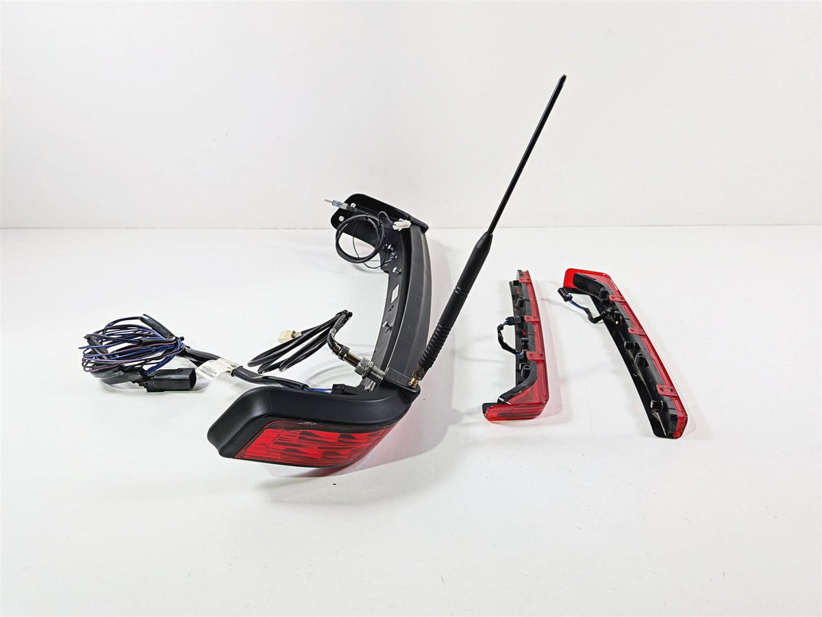 2018 Harley Touring FLHTCU Electra Glide Rear Trunk Tail Light Set 67800093-Mototech271