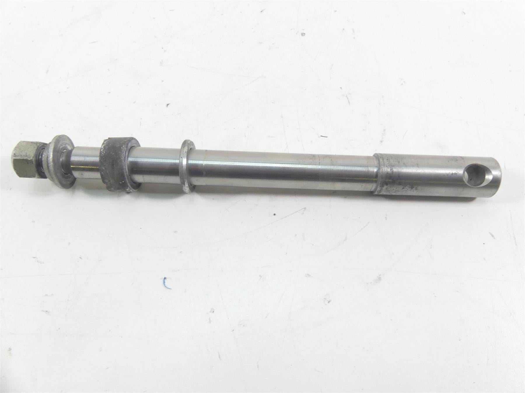 2007 Harley Sportster XL1200 Nightster Front 3/4" Axle Wheel Spindle 43895-00 {{ shop.shopifyCountryName }} - Mototech271