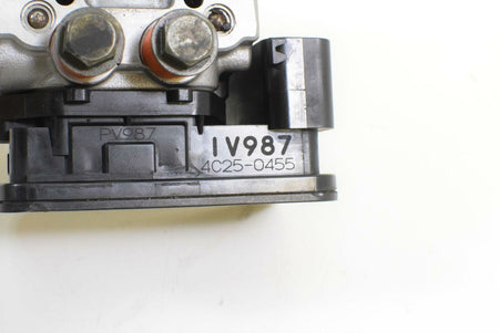 2015 Indian 111ci Roadmaster ABS Brake Module Pump Pressure Unit 2204981 {{ shop.shopifyCountryName }} - Mototech271