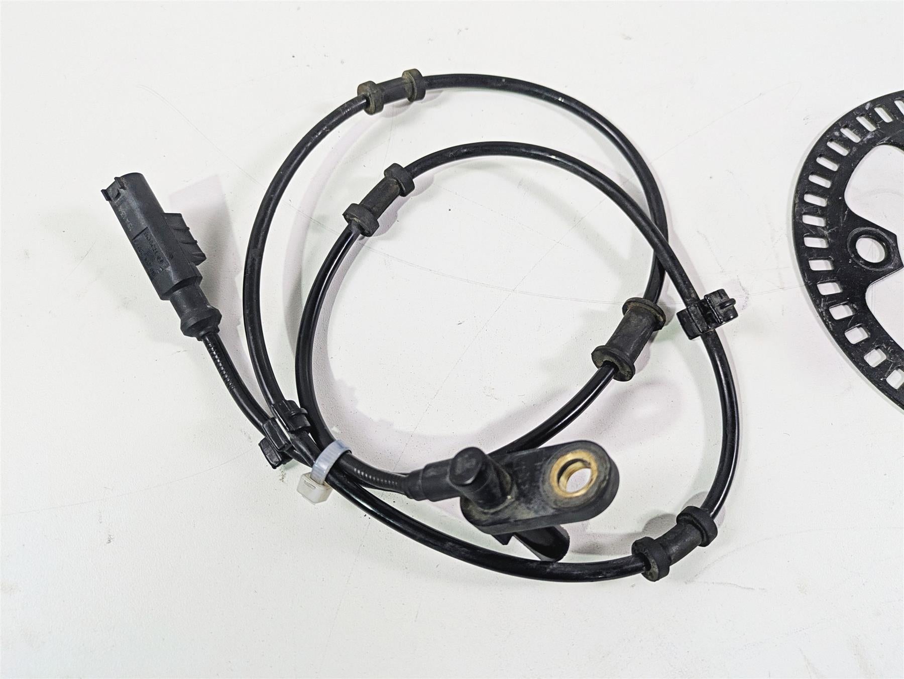 2016 Kawasaki ZX10R Ninja Front Abs Brake Wheel Speed Sensor 21176