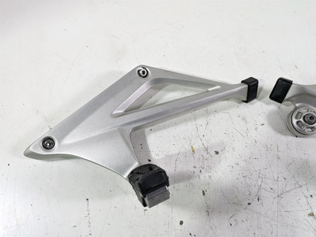 2022 BMW R1250 RT K052 Rear Passenger Foot Peg Rest Set 46718534789 46718534790 {{ shop.shopifyCountryName }} - Mototech271