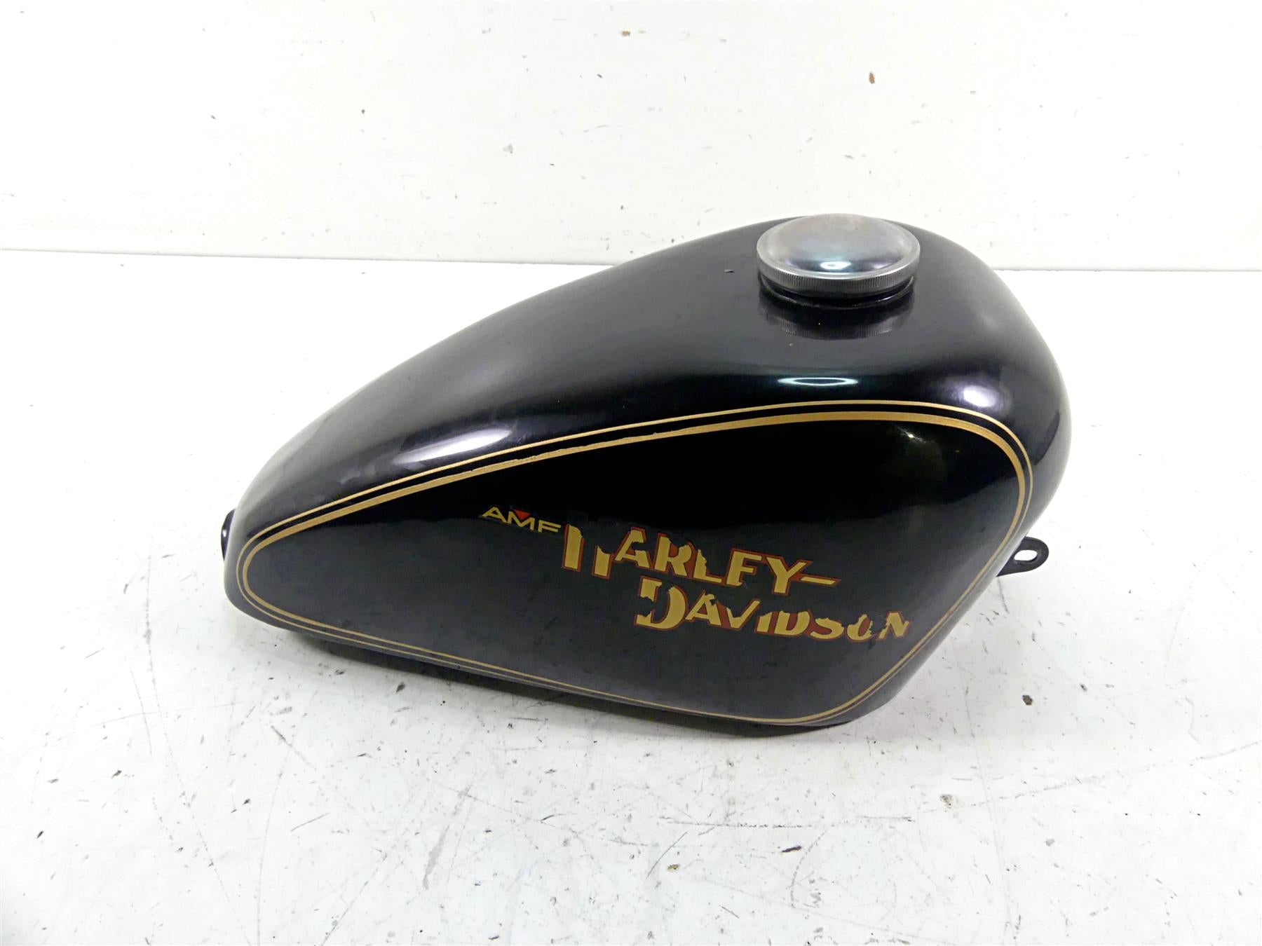 1979 Harley Sportster XLS1000 Roadster Fuel Gas Petrol Tank -Oem Paint 61097-79 {{ shop.shopifyCountryName }} - Mototech271