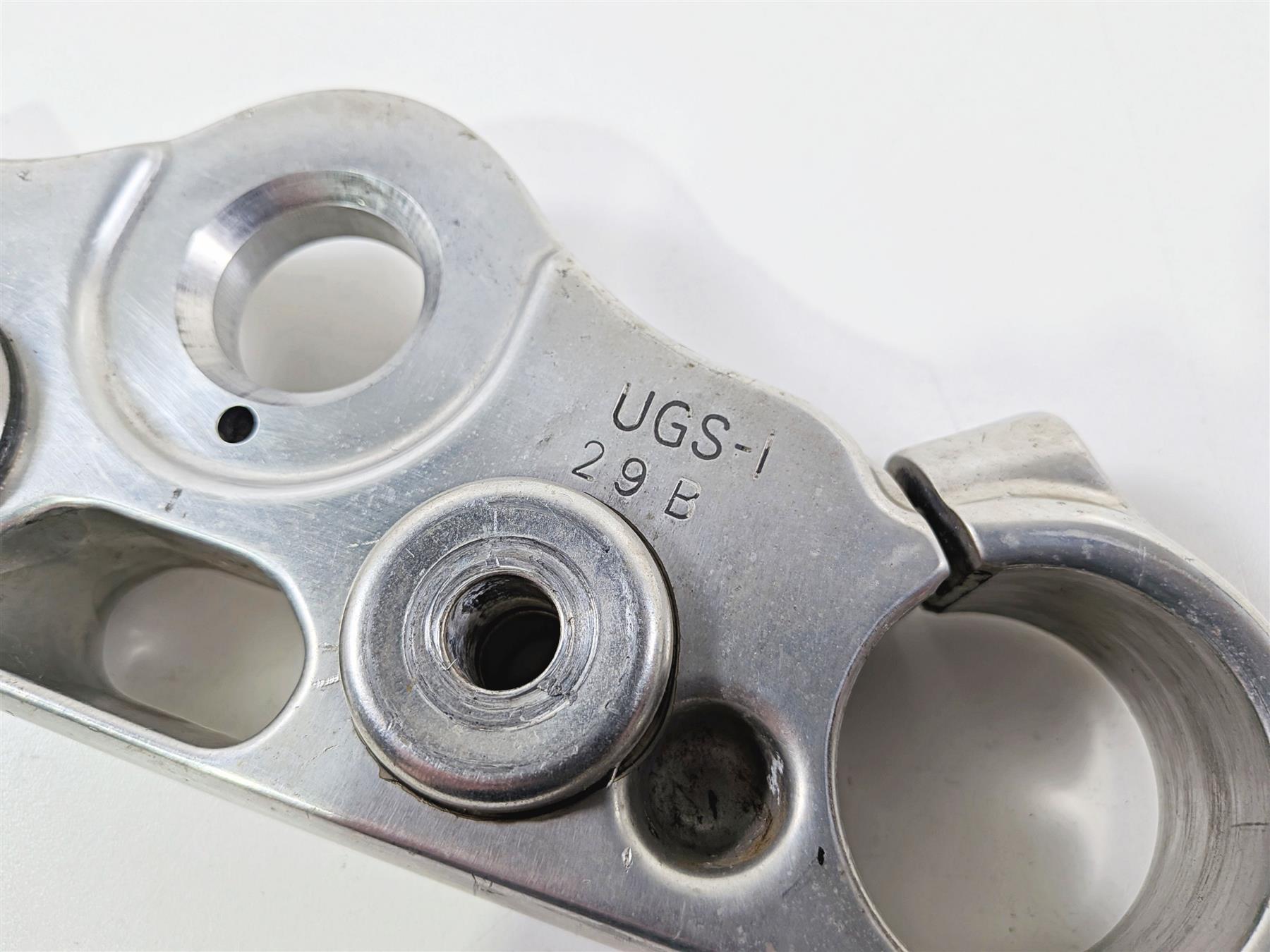 2014 Harley FXDL Dyna Low Rider Upper Triple Tree Steering Clamp 49mm 46278-08 {{ shop.shopifyCountryName }} - Mototech271