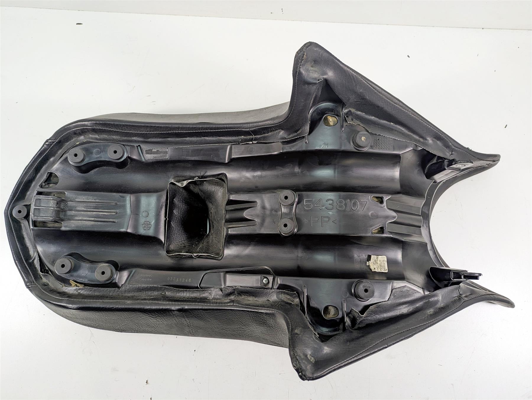 2011 Victory Cross Country Unheated Seat Saddle Rider Passenger Duo 5438107 {{ shop.shopifyCountryName }} - Mototech271