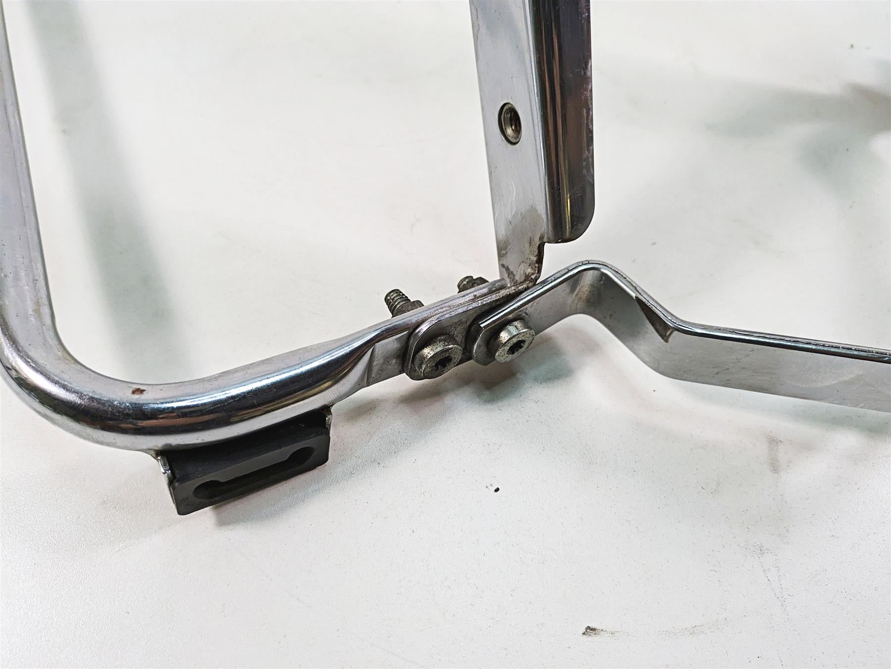 2006 Harley Touring FLHXI Street Glide Saddlebag Mount Bracket Set 90720-79C {{ shop.shopifyCountryName }} - Mototech271