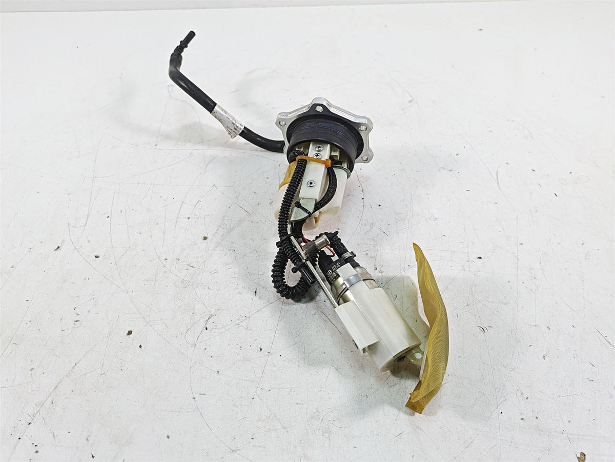 2013 MV Agusta F3 675 ERA Fuel Gas Petrol Pump 8K Only - Tested 8000B4722 {{ shop.shopifyCountryName }} - Mototech271