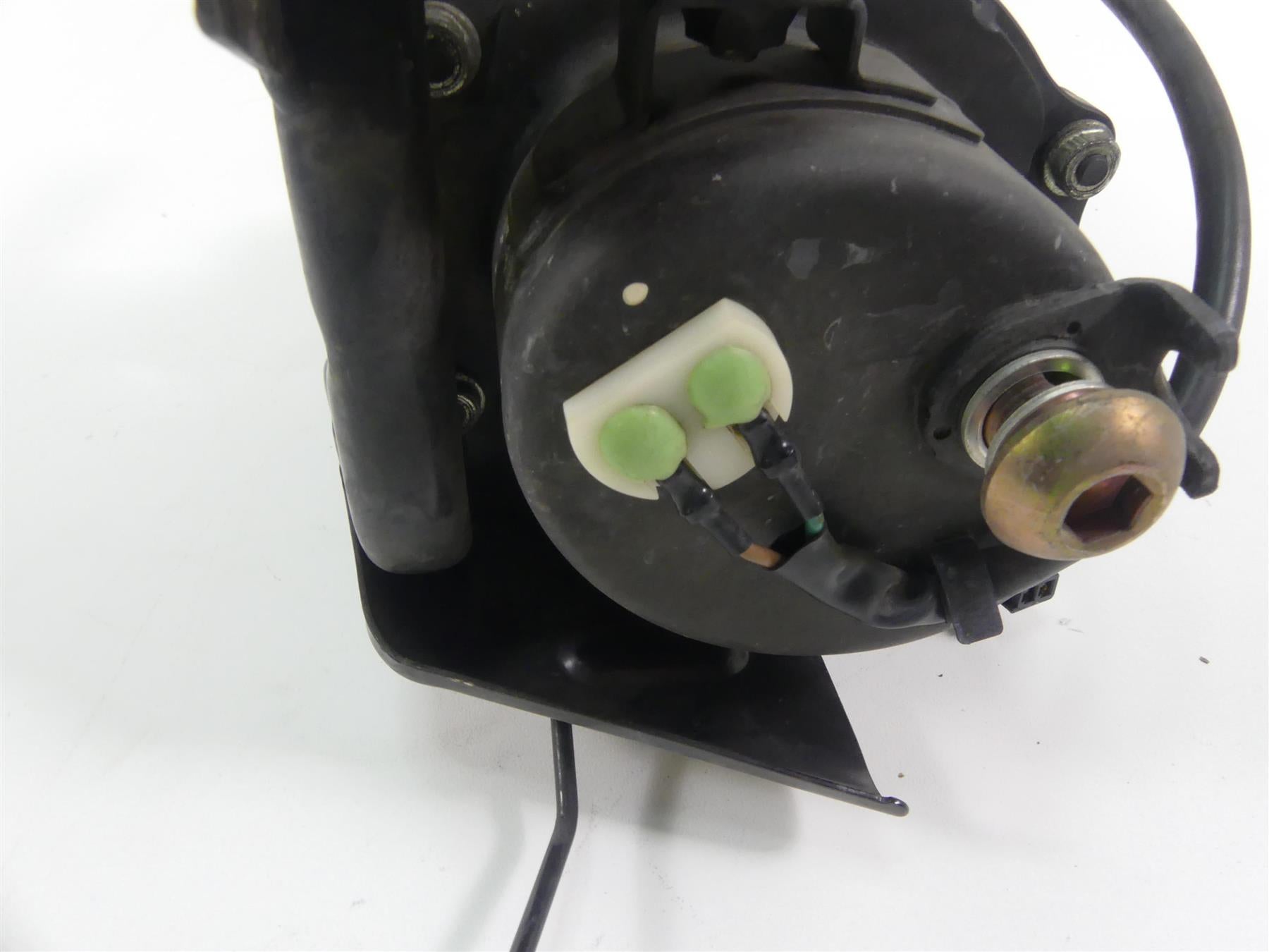 2006 Honda VTX1800 C2 Fuel Gas Petrol Pump - Tested 16700-MCV-R12 16700-MCV-R13 {{ shop.shopifyCountryName }} - Mototech271