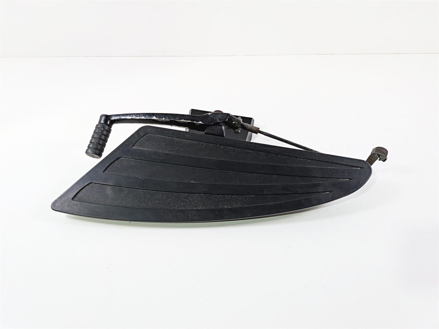 2016 Victory Cross Country Front Left Floorboard & Shifter 1021215 5137197 {{ shop.shopifyCountryName }} - Mototech271