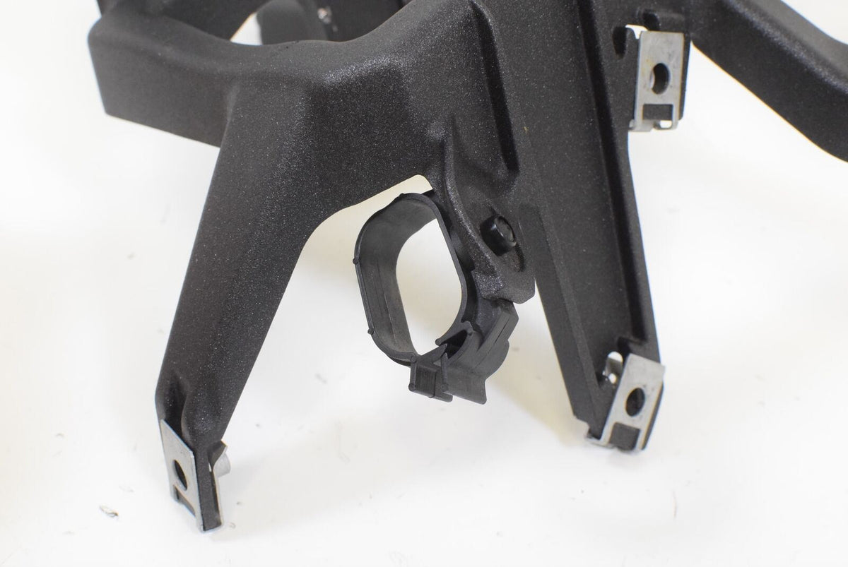 2017 Ducati Supersport 939 Front Head Guard Bracket Mount Holder {{ shop.shopifyCountryName }} - Mototech271