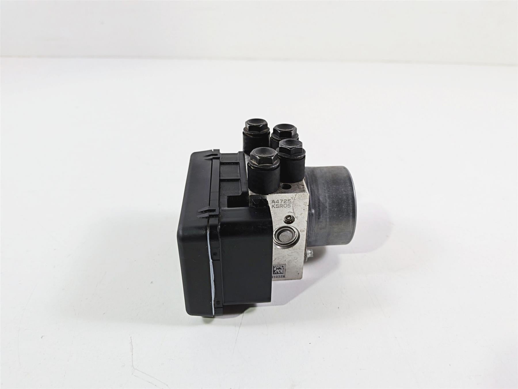 2016 Ducati Hypermotard 939 SP Abs Brake Pump Module 54240402A 54240332B-Mototech271