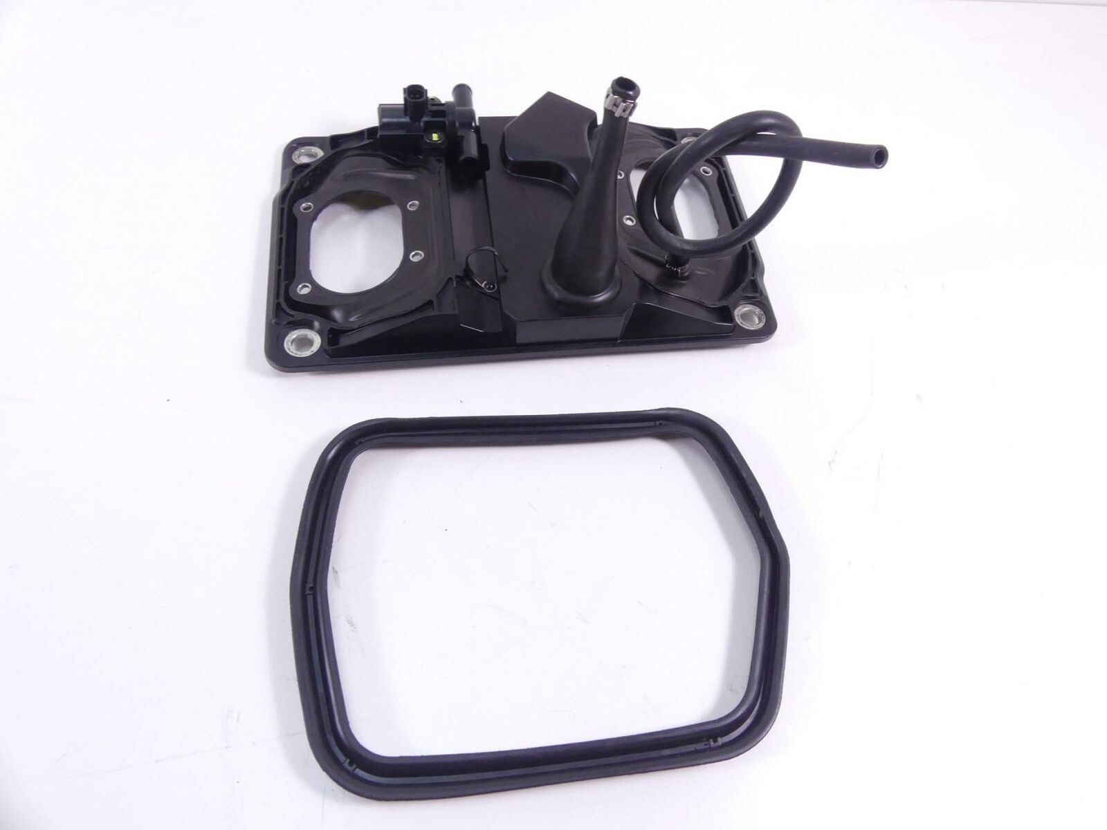 2014 Ducati 899 Panigale Throttle Body Set With Air Box Cover 28240921A {{ shop.shopifyCountryName }} - Mototech271