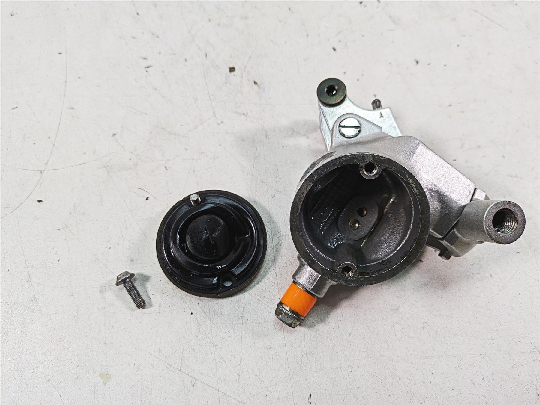 1997 Kawasaki VN1500 Vulcan Front Brake Master Cylinder 43015-1511 {{ shop.shopifyCountryName }} - Mototech271