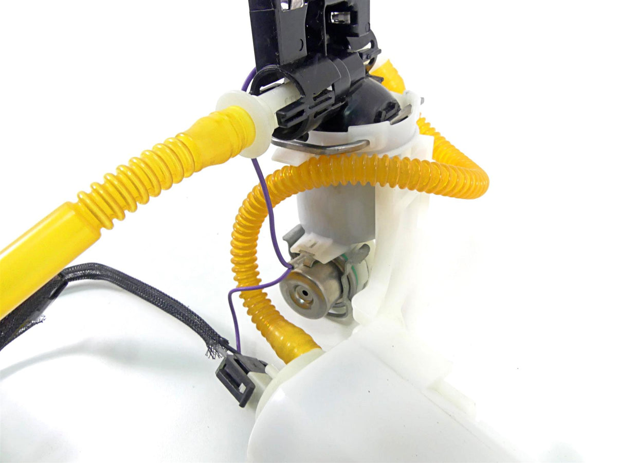 2010 Harley FXDF Dyna Fat Bob Fuel Gas Petrol Pump & Sender - Tested 75218-04D {{ shop.shopifyCountryName }} - Mototech271