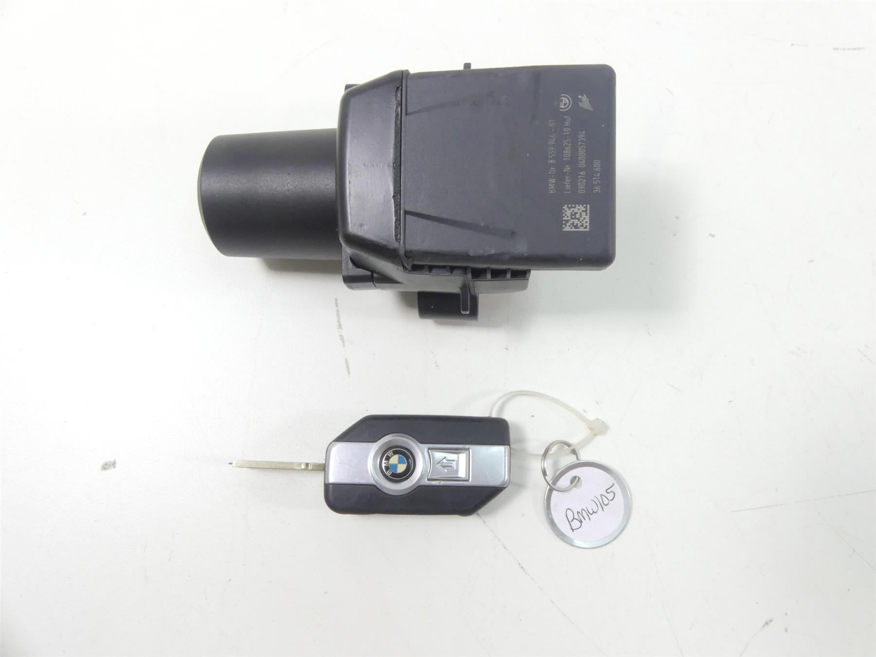 2016 BMW R1200GS K50 Cdi Ignition Switch Handsfree Key Lock Set 8552934 8559944 {{ shop.shopifyCountryName }} - Mototech271