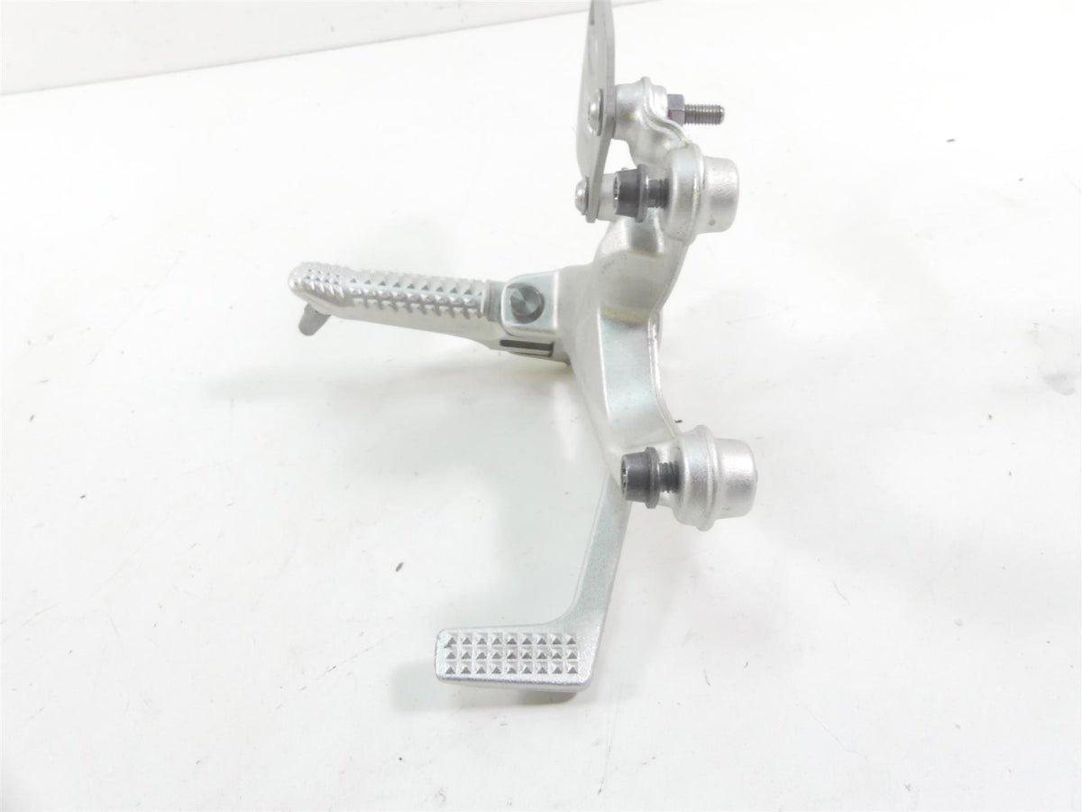 2018 BMW S1000RR K46 Right Front Foot Peg Footpeg Set & Brake Pedal 46718559066 {{ shop.shopifyCountryName }} - Mototech271