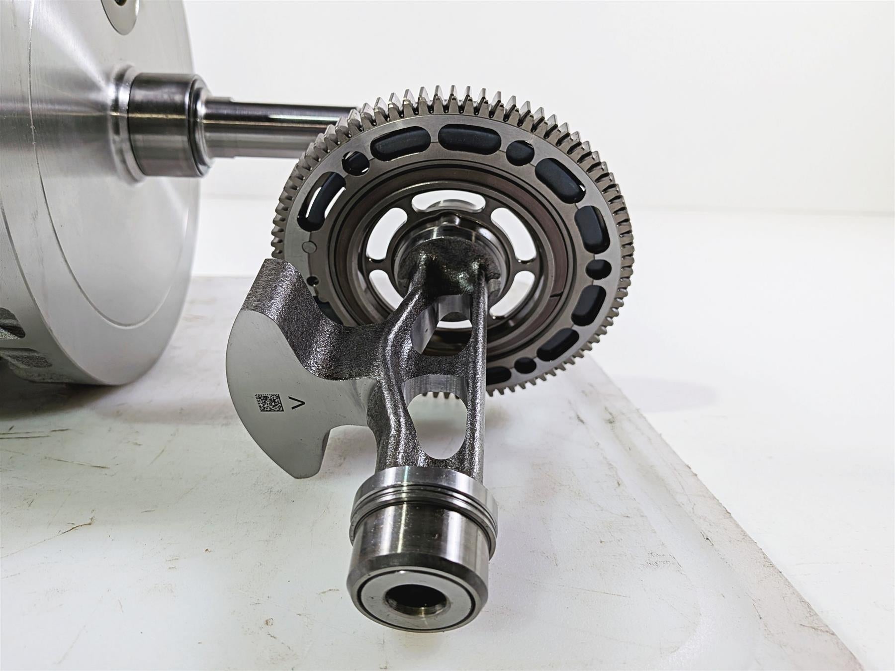 2024 Harley Softail FXLRST Low Rider Crankshaft Flywheel 114/117 3k 24100182 {{ shop.shopifyCountryName }} - Mototech271