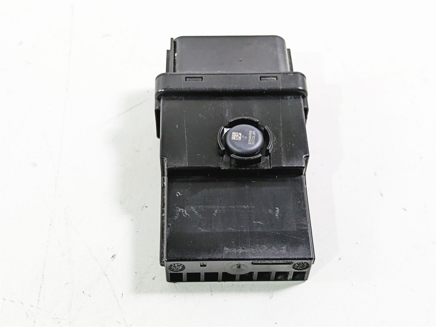 2018 BMW R1200GS GSW K50 Basic Light Control Module Ecu 61358406735 {{ shop.shopifyCountryName }} - Mototech271