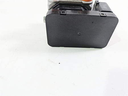 2020 Kawasaki Z900 ZR900 Abs Brake Pump Unit Module 16082-0810 {{ shop.shopifyCountryName }} - Mototech271