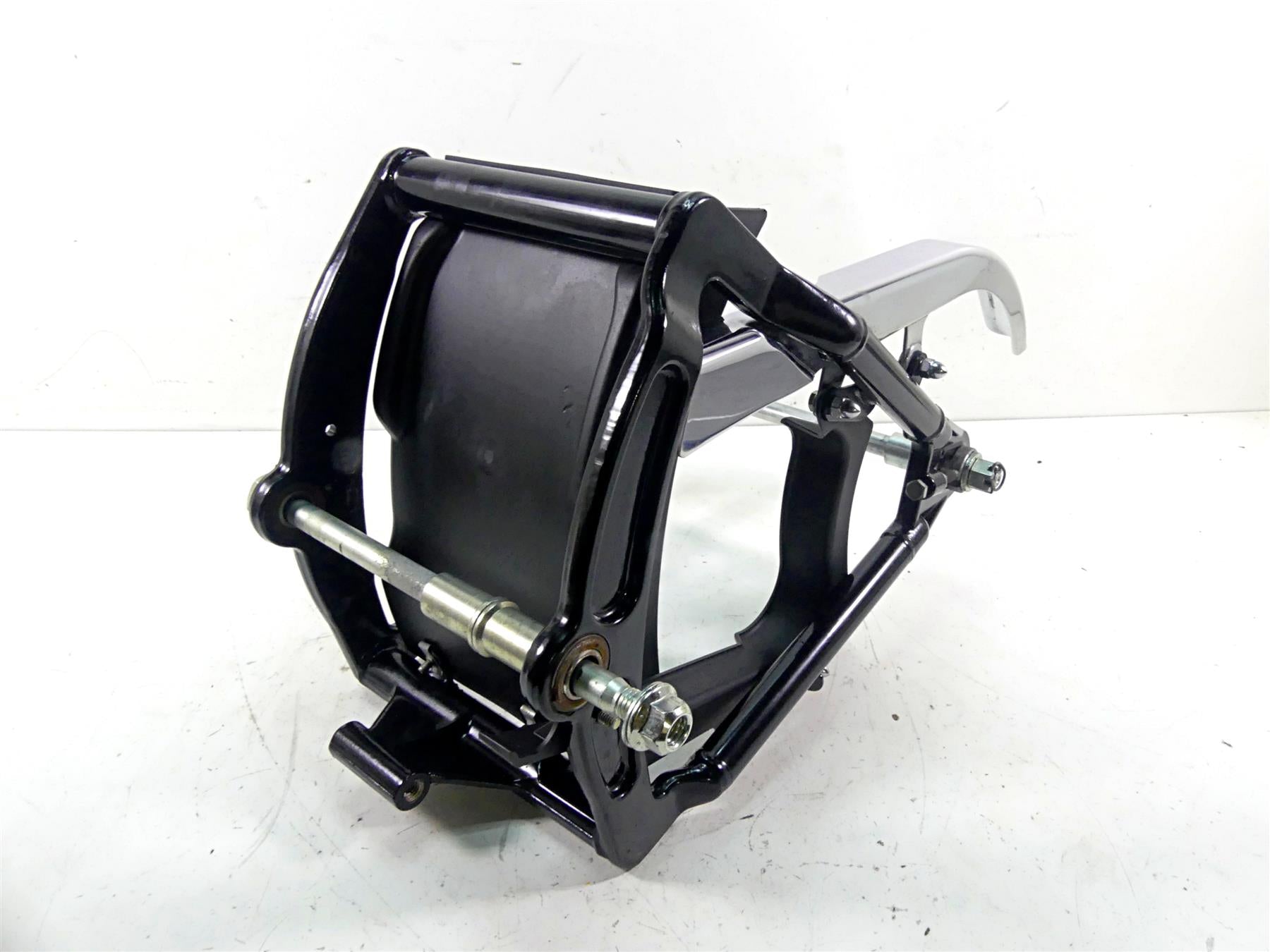2006 Harley Softail FXSTSI Springer Rear 200mm Swingarm & Belt Covers 47614-06 {{ shop.shopifyCountryName }} - Mototech271