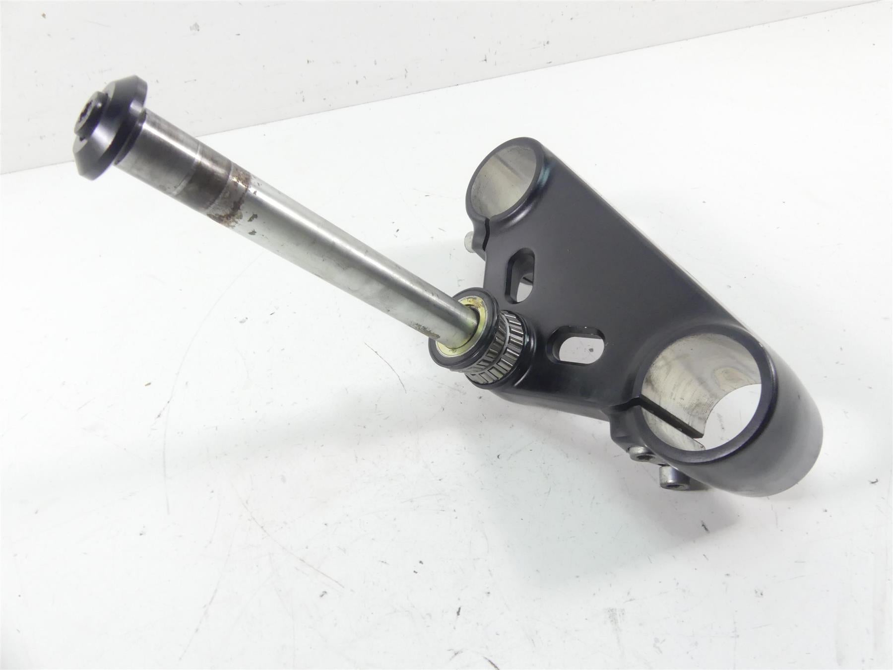 2013 Harley VRSCDX Night Rod Special Lower Triple Tree Steering Clamp 45900019 {{ shop.shopifyCountryName }} - Mototech271