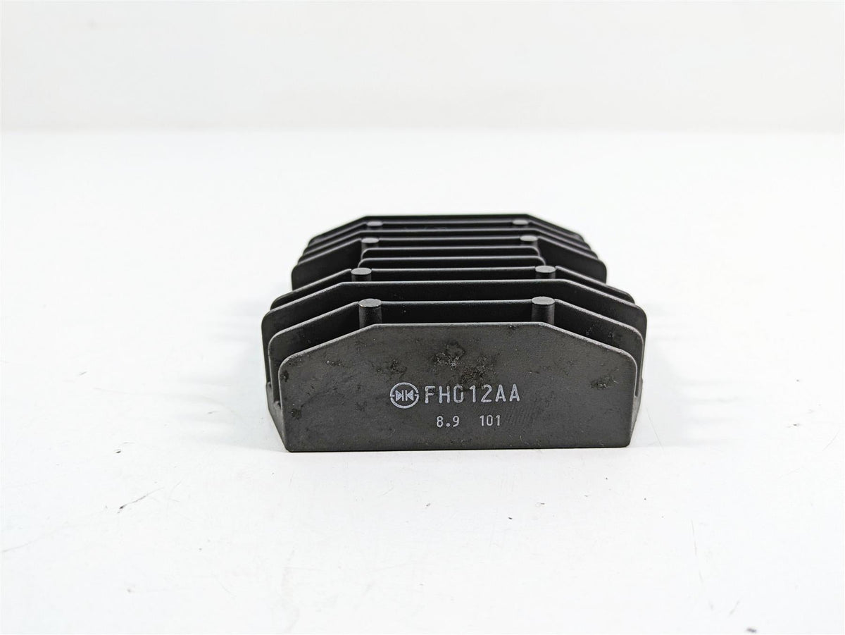 2009 Yamaha XV1900 Raider Rectifier Voltage Regulator 1D7-81960-00-00 FH012AA {{ shop.shopifyCountryName }} - Mototech271