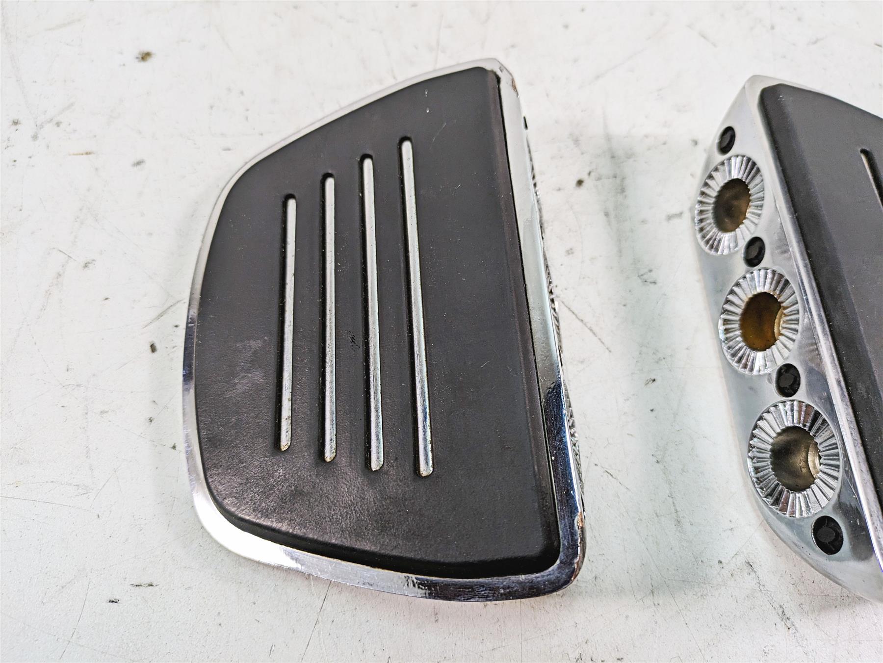 2009 Harley Touring FLHTCU Electra Glide Kuryakyn Mini Rear Floorboards Set 4392 {{ shop.shopifyCountryName }} - Mototech271