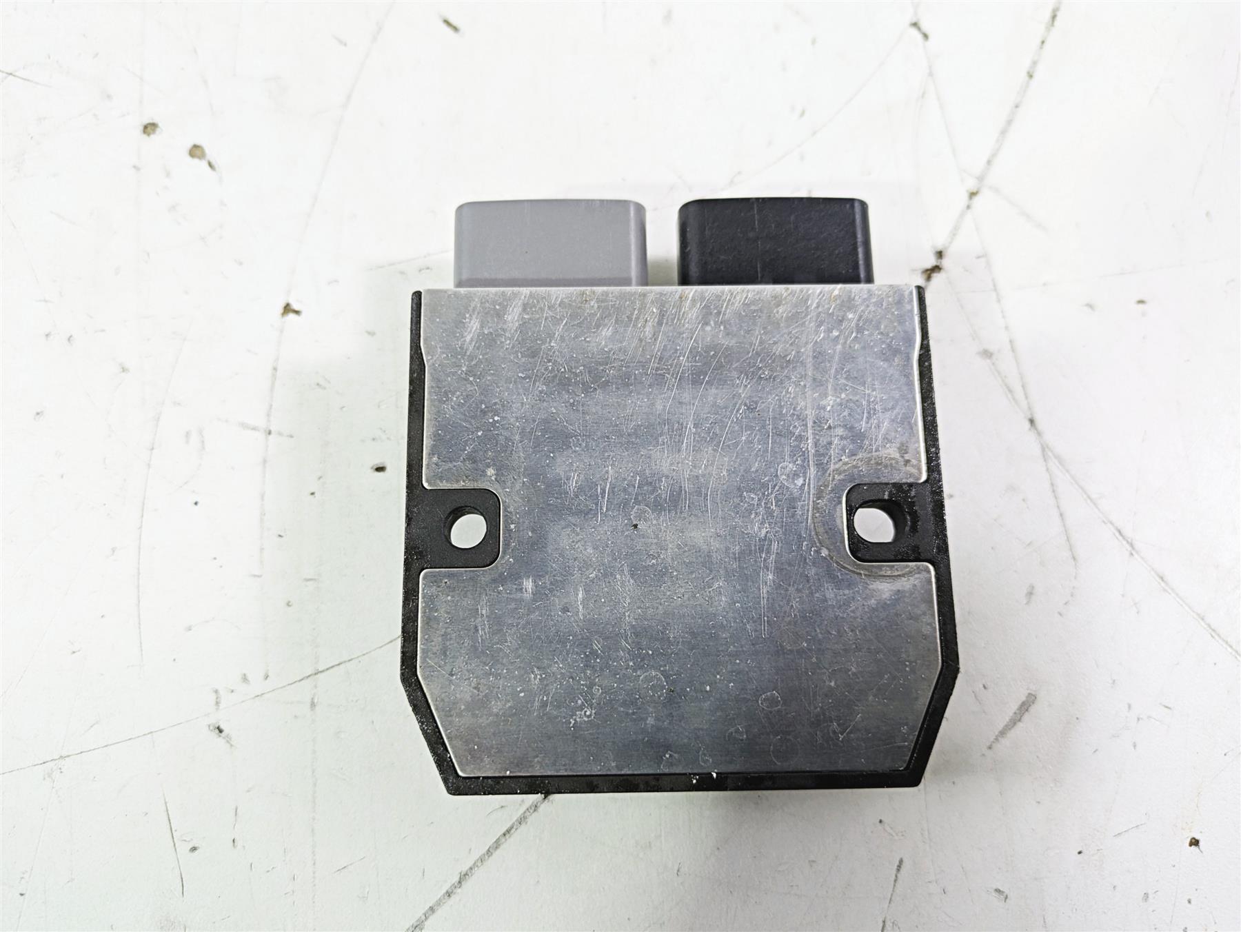 2017 Ducati Monster 1200 S Rectifier Voltage Regulator 54040321A SH821AA {{ shop.shopifyCountryName }} - Mototech271
