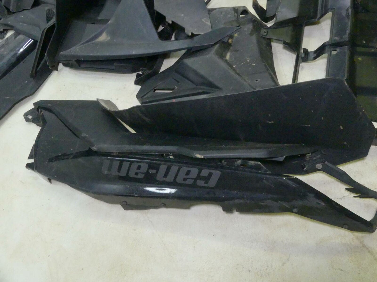 2018 Can Am Maverick X3 X DS Turbo R Plastic Body Fairings Covers Set 705009508 {{ shop.shopifyCountryName }} - Mototech271