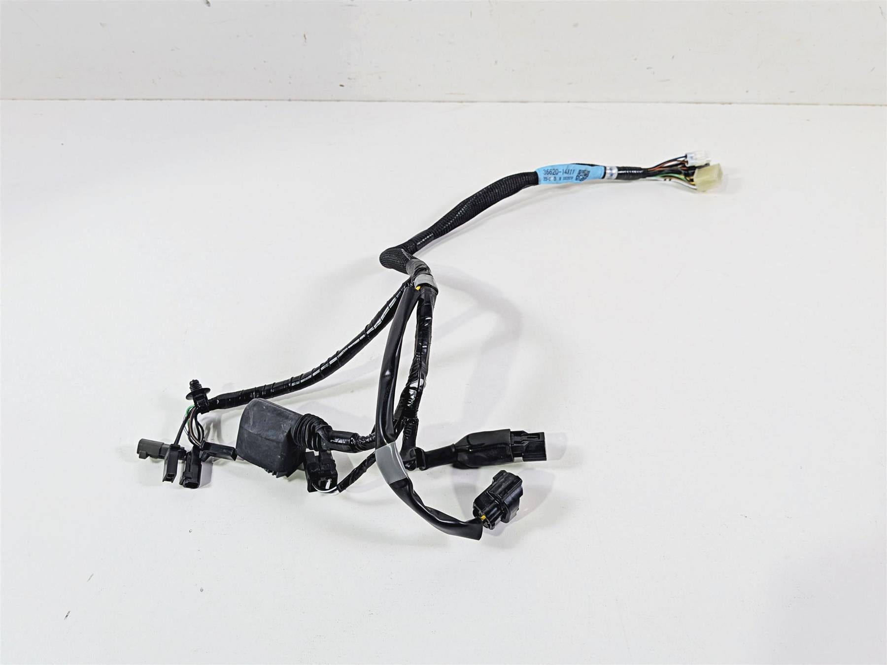 2024 Suzuki GSXR600 Gauges Cluster Headlight Wiring Harness 36620-14J11 {{ shop.shopifyCountryName }} - Mototech271