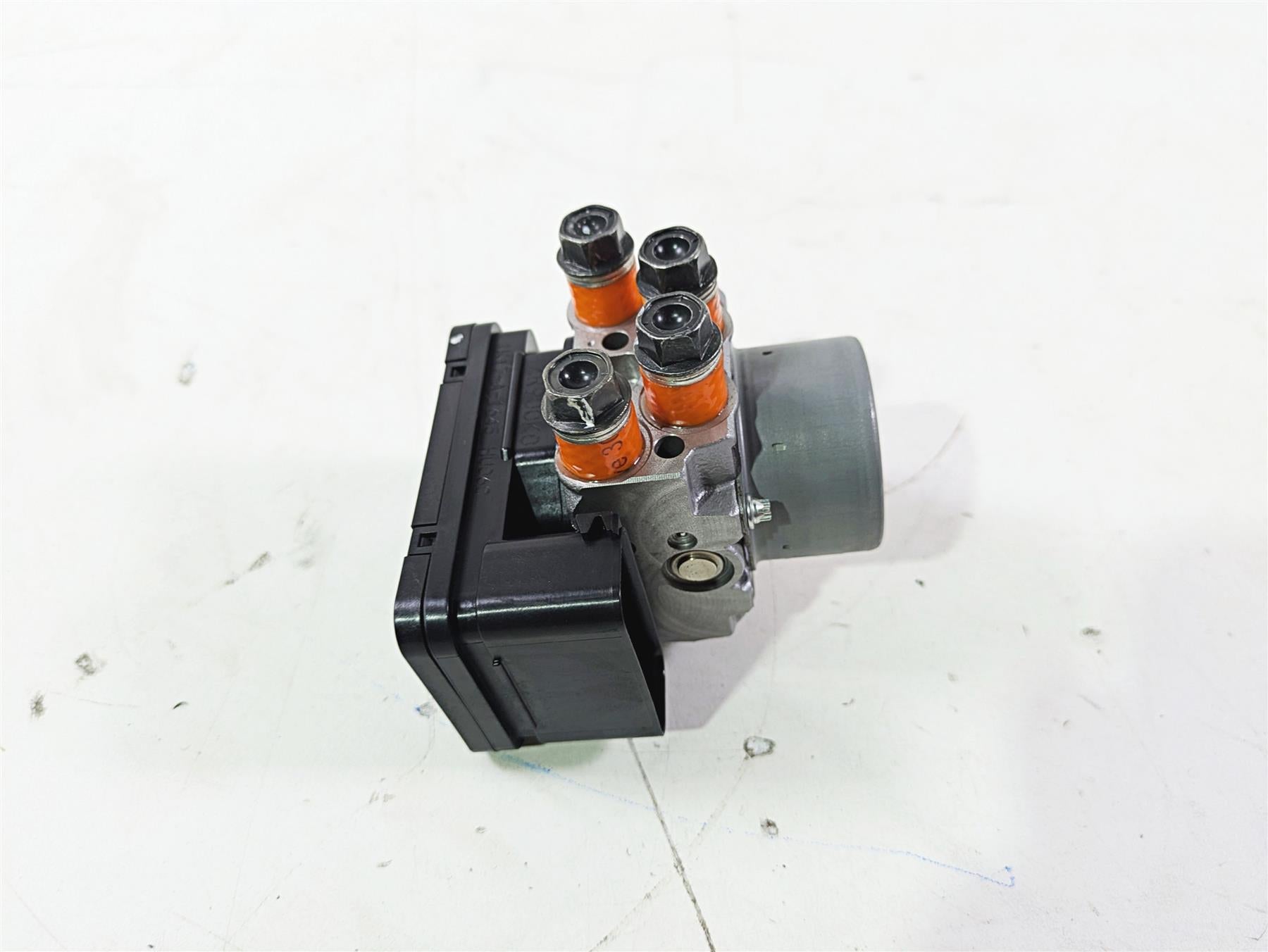 2022 Kawasaki ZR900RS Cafe Abs Brake Pump Unit Pressure Module 16082-0831 {{ shop.shopifyCountryName }} - Mototech271