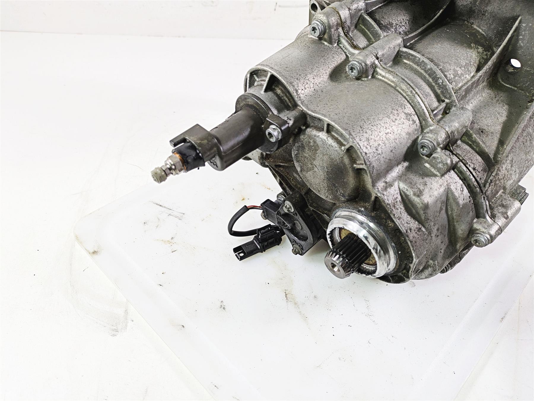 2009 BMW R1200RT K26 Transmission Gear Box 74k Type 427 PAD-Code 23008522805 {{ shop.shopifyCountryName }} - Mototech271