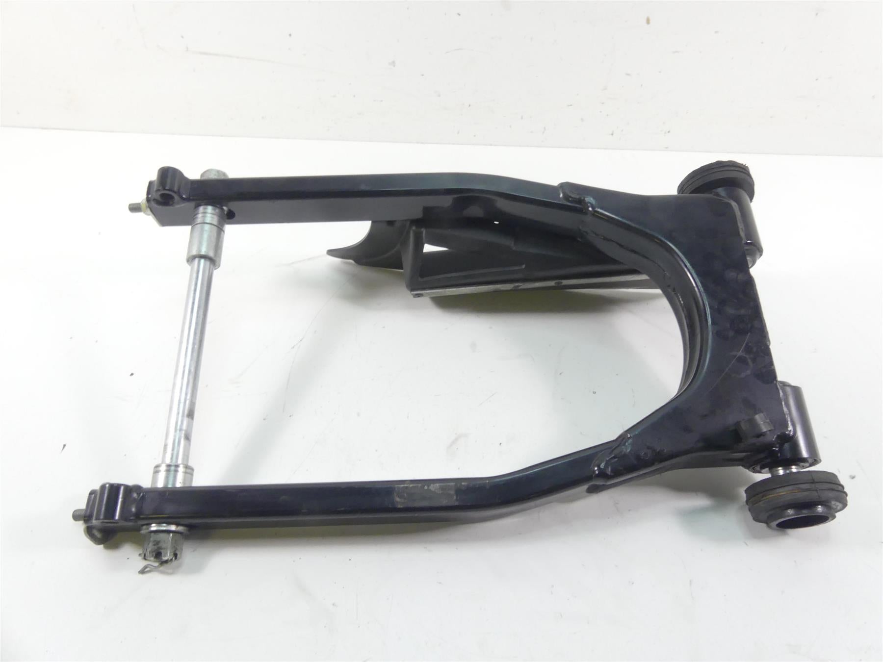 1999 Harley Touring FLHTCUI Electra Glide Rear Swingarm Swing Arm 3/4" 47549-97 {{ shop.shopifyCountryName }} - Mototech271