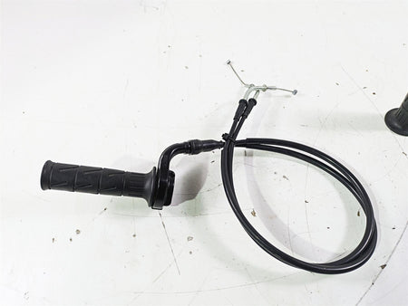 2005 Kawasaki ZX12R Ninja Throttle Grip & Cables Set 32099-1193 {{ shop.shopifyCountryName }} - Mototech271