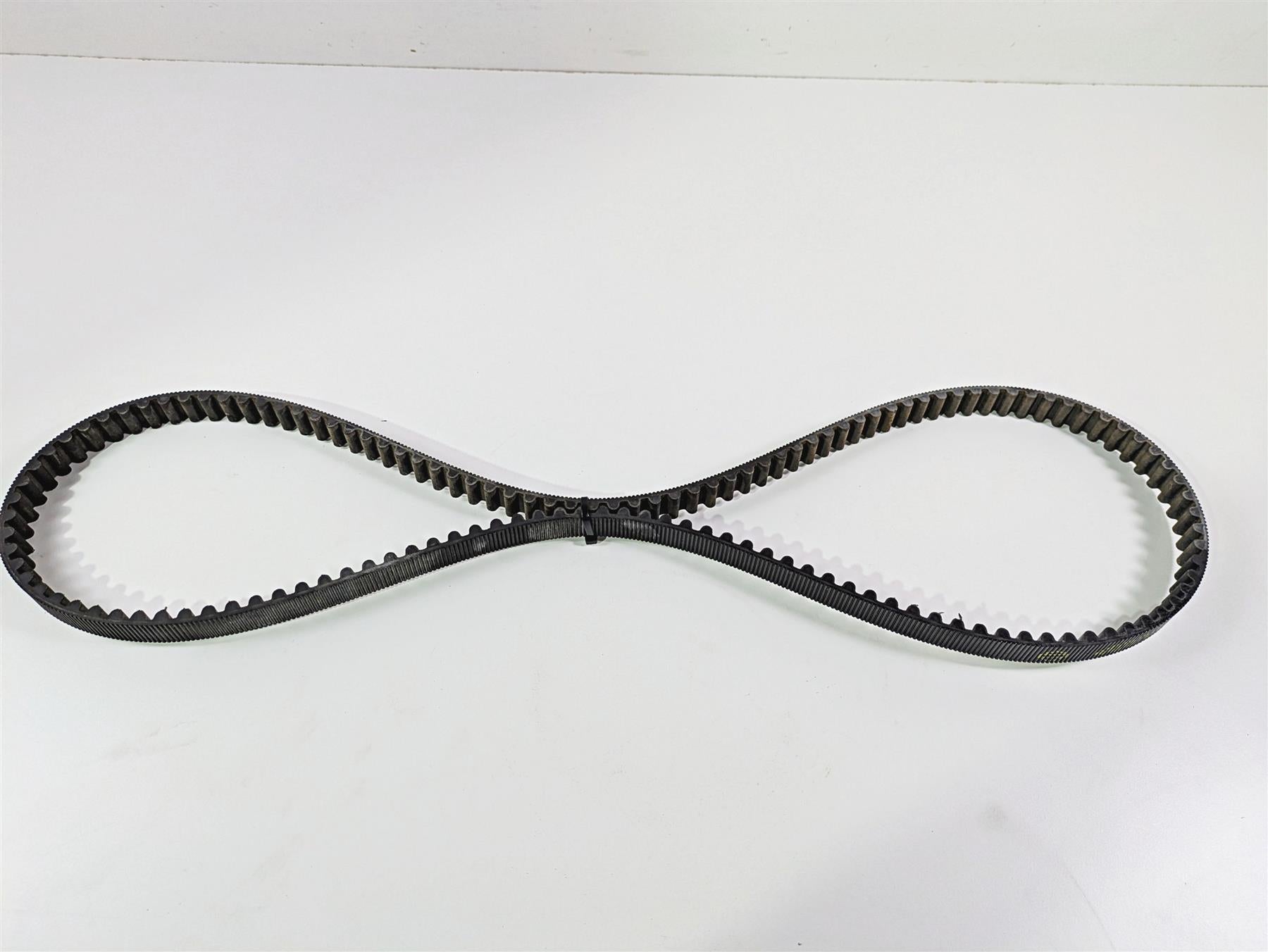 2018 Harley FLHCS Softail Heritage 115th Main Drive Belt 134T 24mm 40000018 {{ shop.shopifyCountryName }} - Mototech271