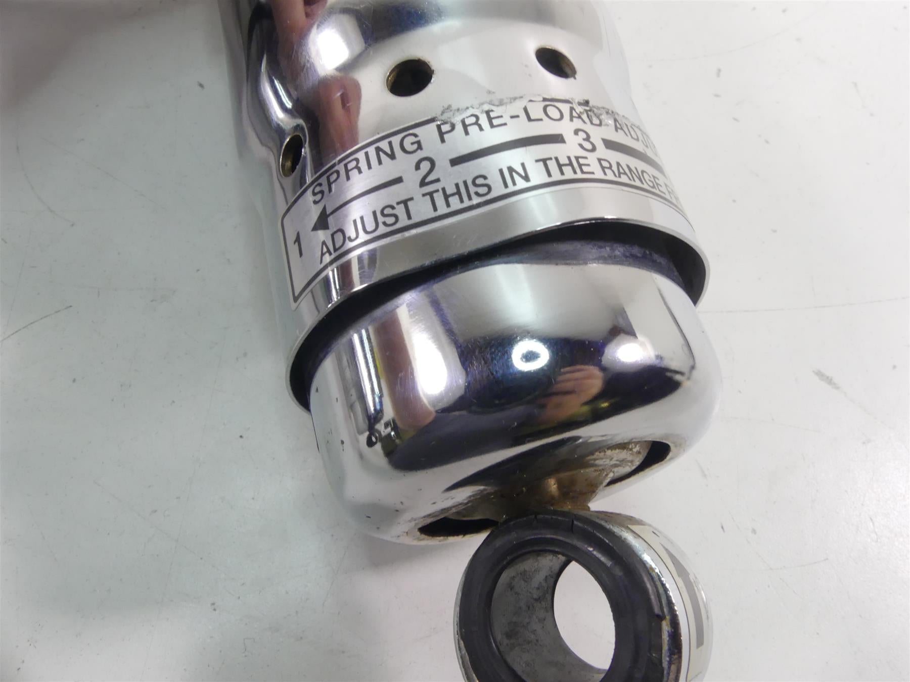 2005 Honda V-Twin VTX1800 S3 Rear Showa Shock Damper Set 52500-MCV-R11 {{ shop.shopifyCountryName }} - Mototech271