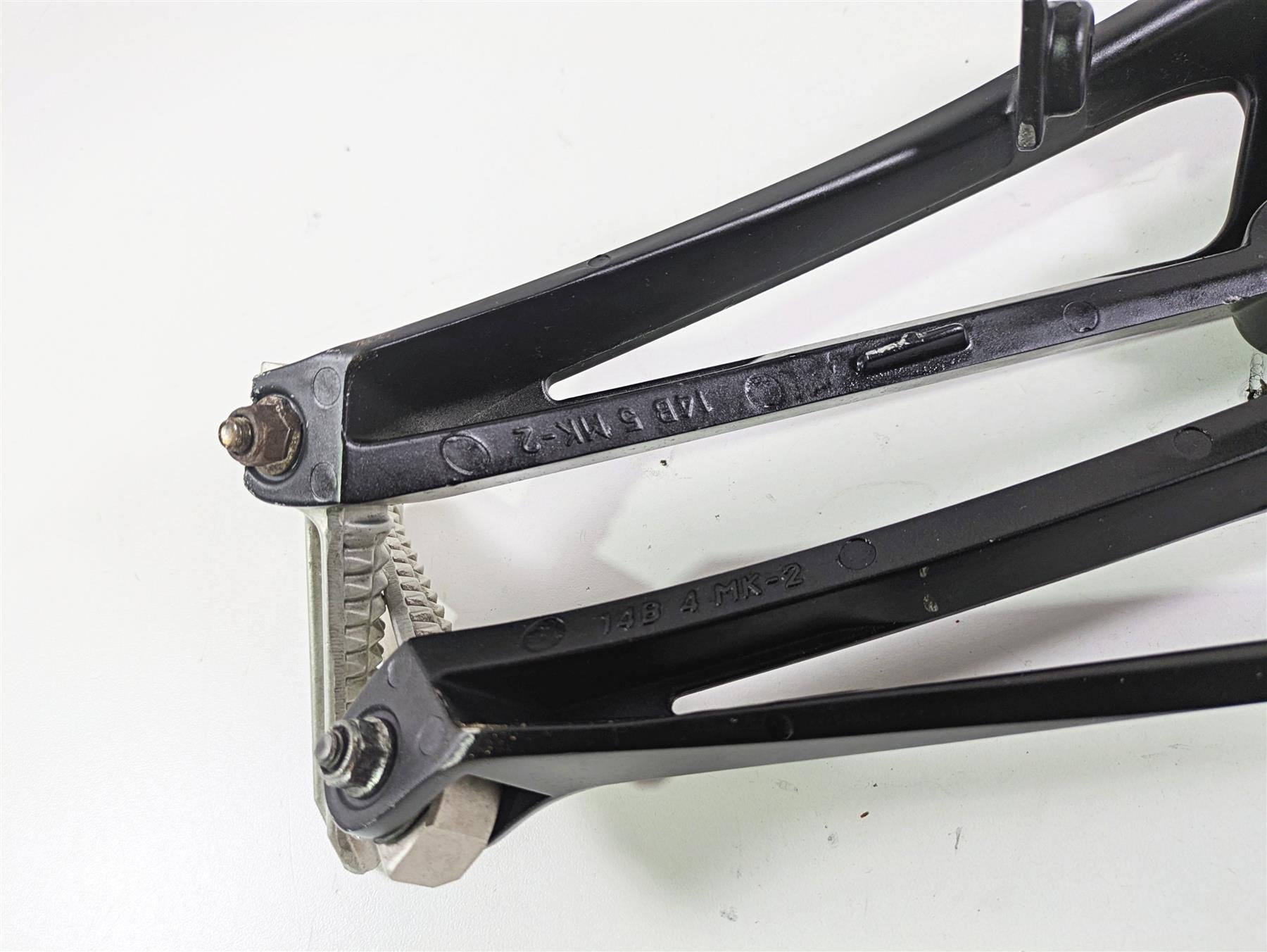 2014 Yamaha YZFR1 R1 RN22 Rear Passenger Footpeg Set 14B-2741L-10 14B-2742L-10 {{ shop.shopifyCountryName }} - Mototech271