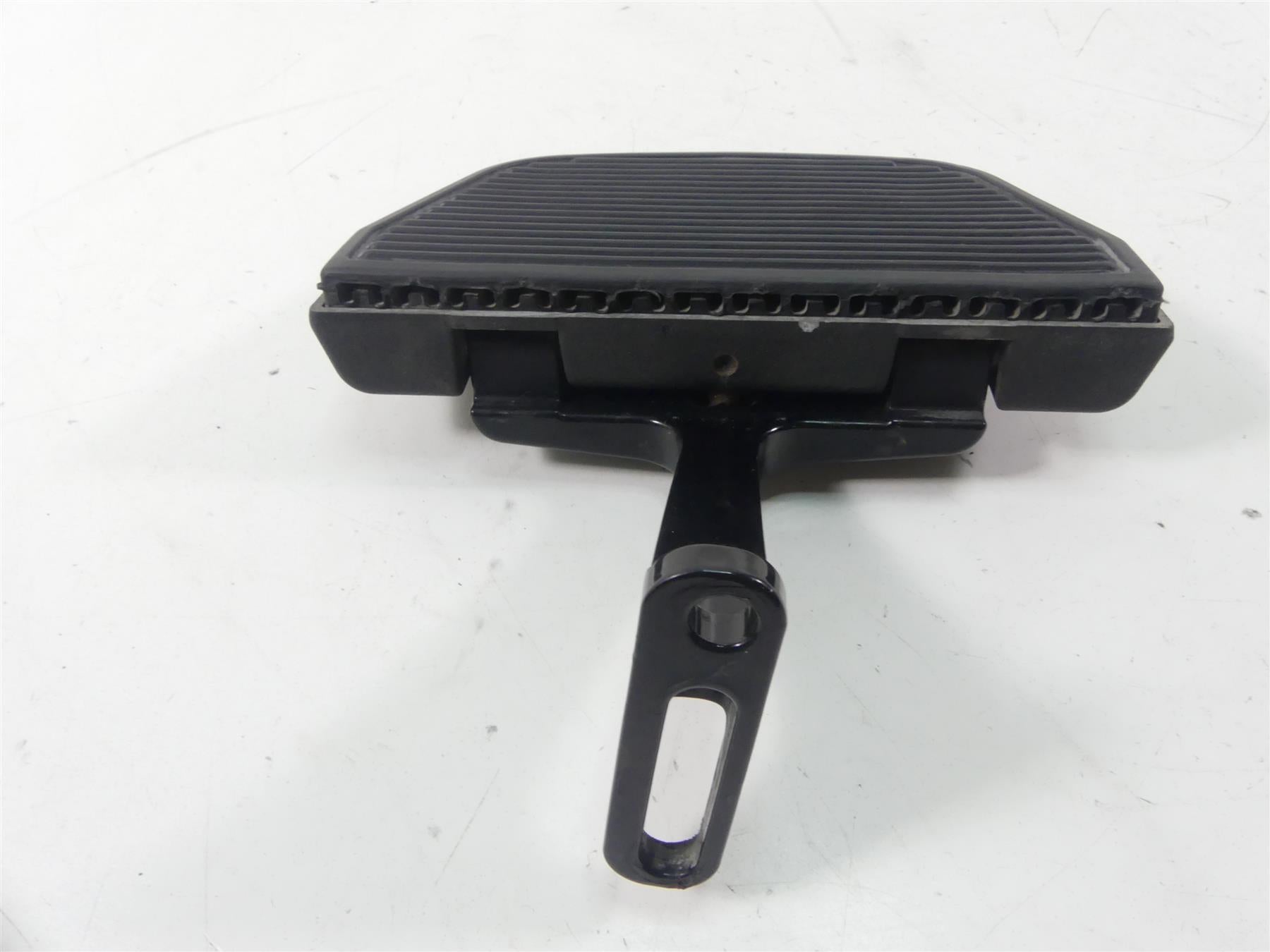 2014 Harley Touring FLHTK Electra Glide Rear Passenger Floor Board Set 52719-10 {{ shop.shopifyCountryName }} - Mototech271