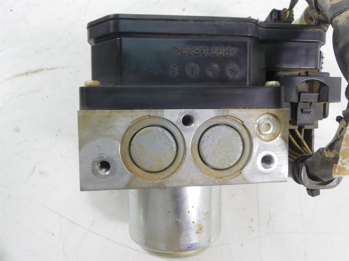 2019 Honda Talon SXS1000 S2R Nissin Vsa Modulator Abs Pump Module 57110-HL6-A01 {{ shop.shopifyCountryName }} - Mototech271