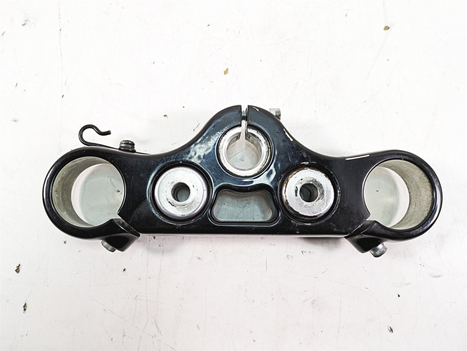 2020 Harley Softail FXBB Street Bob Upper Triple Tree Clamp 49mm 45900174 {{ shop.shopifyCountryName }} - Mototech271