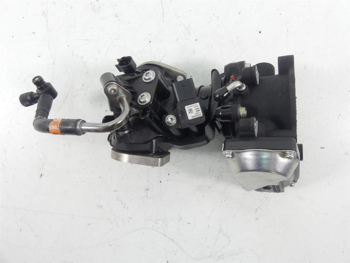 2018 Harley Softail FXBB Street Bob Throttle Body Fuel Injection M8 27300122 {{ shop.shopifyCountryName }} - Mototech271
