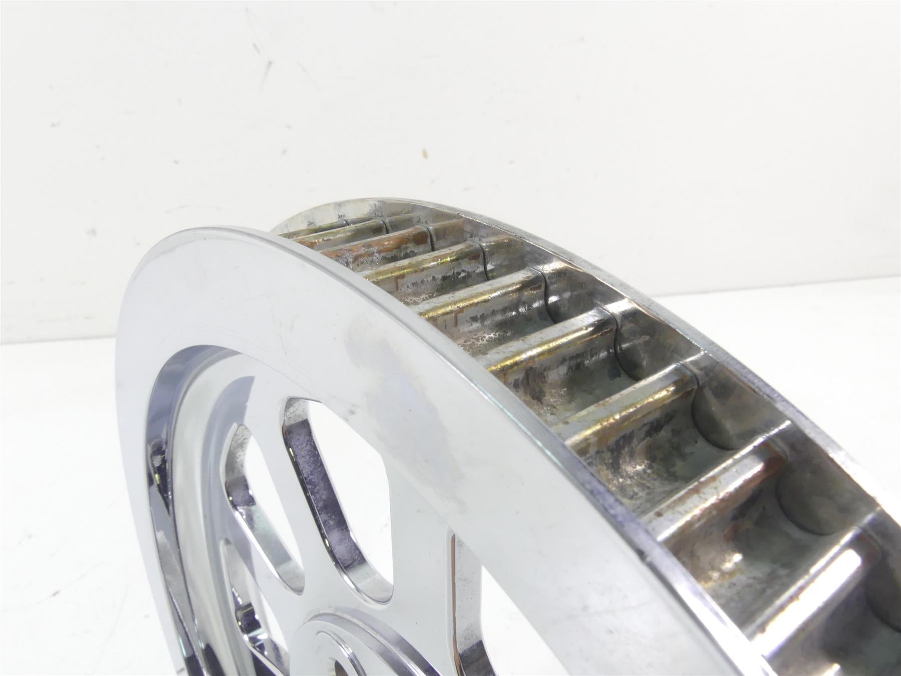2007 Harley FLHTCU SE2 CVO Electra Glide Rear Drive Belt Pulley 66T 40217-07 {{ shop.shopifyCountryName }} - Mototech271