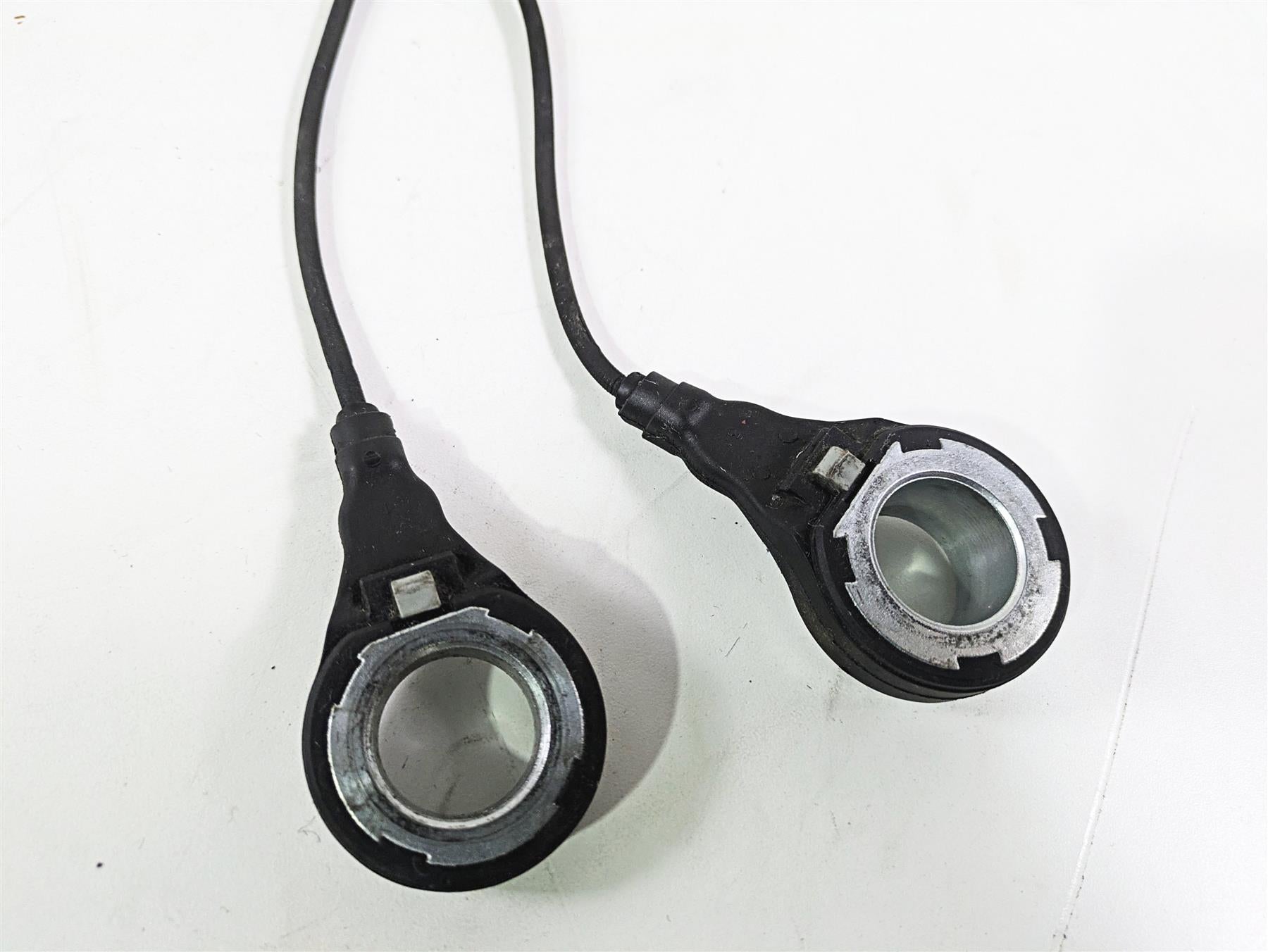 2016 Harley VRSCDX Night Rod Abs Brake Wheel Speed Sensor Set 40648-08 40652-08 {{ shop.shopifyCountryName }} - Mototech271