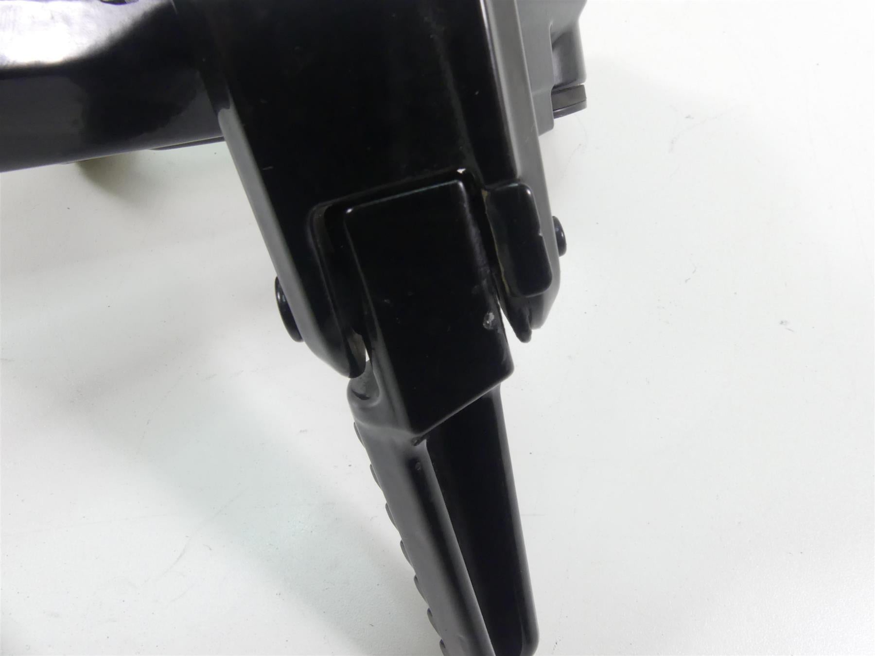 2012 Kawasaki ZX1400 ZX14R Ninja Rear Right Passenger Footpeg Peg 35063-0782 {{ shop.shopifyCountryName }} - Mototech271