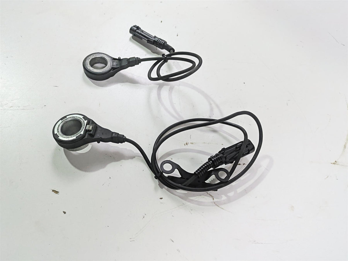 2014 Harley FLS Softail Slim Abs Wheel Speed Sensor Set 40982-11 40985-11 {{ shop.shopifyCountryName }} - Mototech271