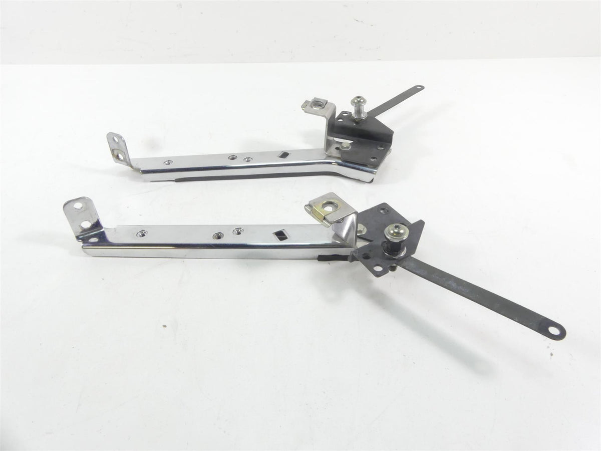 2004 Harley FLHTC SE CVO Electra Glide Saddlebag Guard Rail Set 90718-79 {{ shop.shopifyCountryName }} - Mototech271