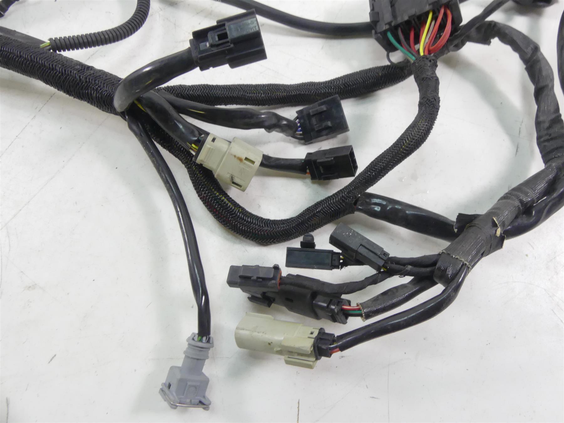 2013 Harley VRSCF Muscle V-Rod Main Wiring Harness Loom - Non Abs 69200094 {{ shop.shopifyCountryName }} - Mototech271